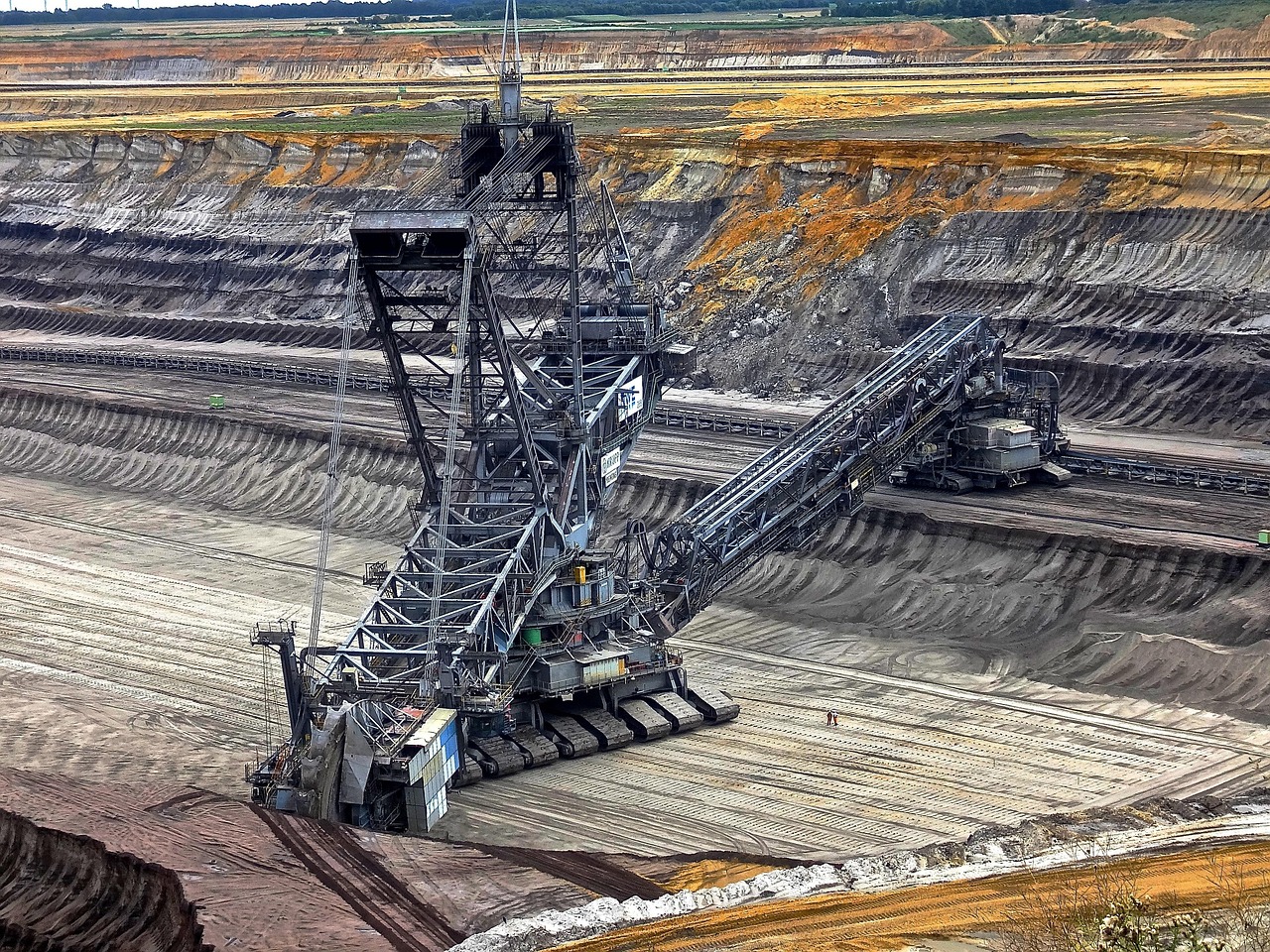 Crushed Concrete Base for Sustainable Parking Lots in Dallas-Fort Worth